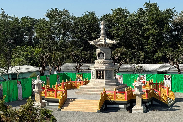 華藏衛視冬至祭祖報恩暨繞塔念佛報師恩、三時繫念法會 華藏衛視冬至祭祖報恩暨繞塔念佛報師恩、三時繫念法會